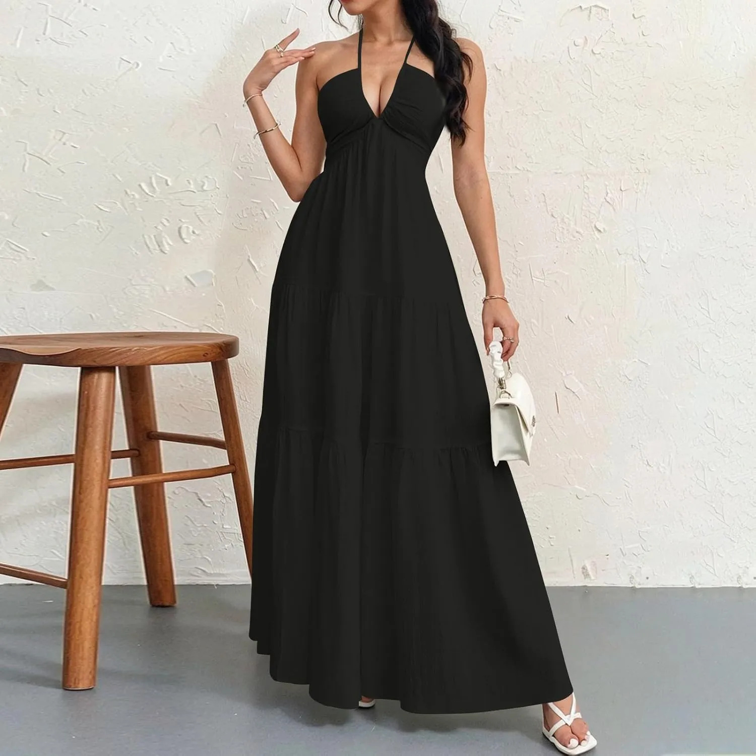 Halter Maxi Dresses for Women 2025 Elegant V Neck Spaghetti Strap Dress Casual Boho Tiered Hem a Line Corset Sundress