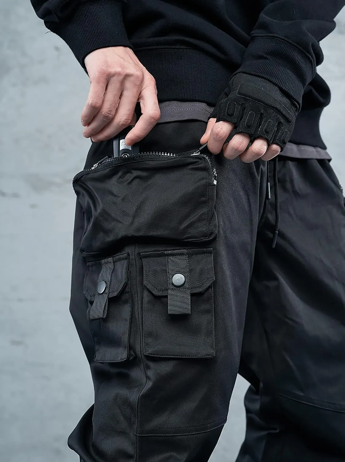 Men's Cyberpunk Buckle Straps Harem Pants with Pockets