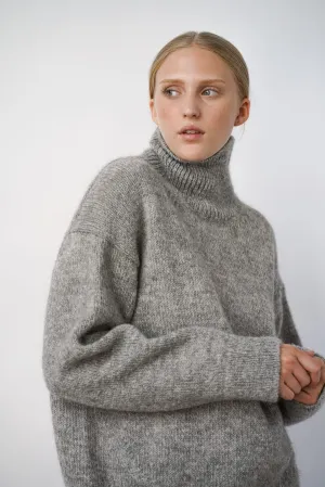 Oma Knitted Turtleneck - Grey