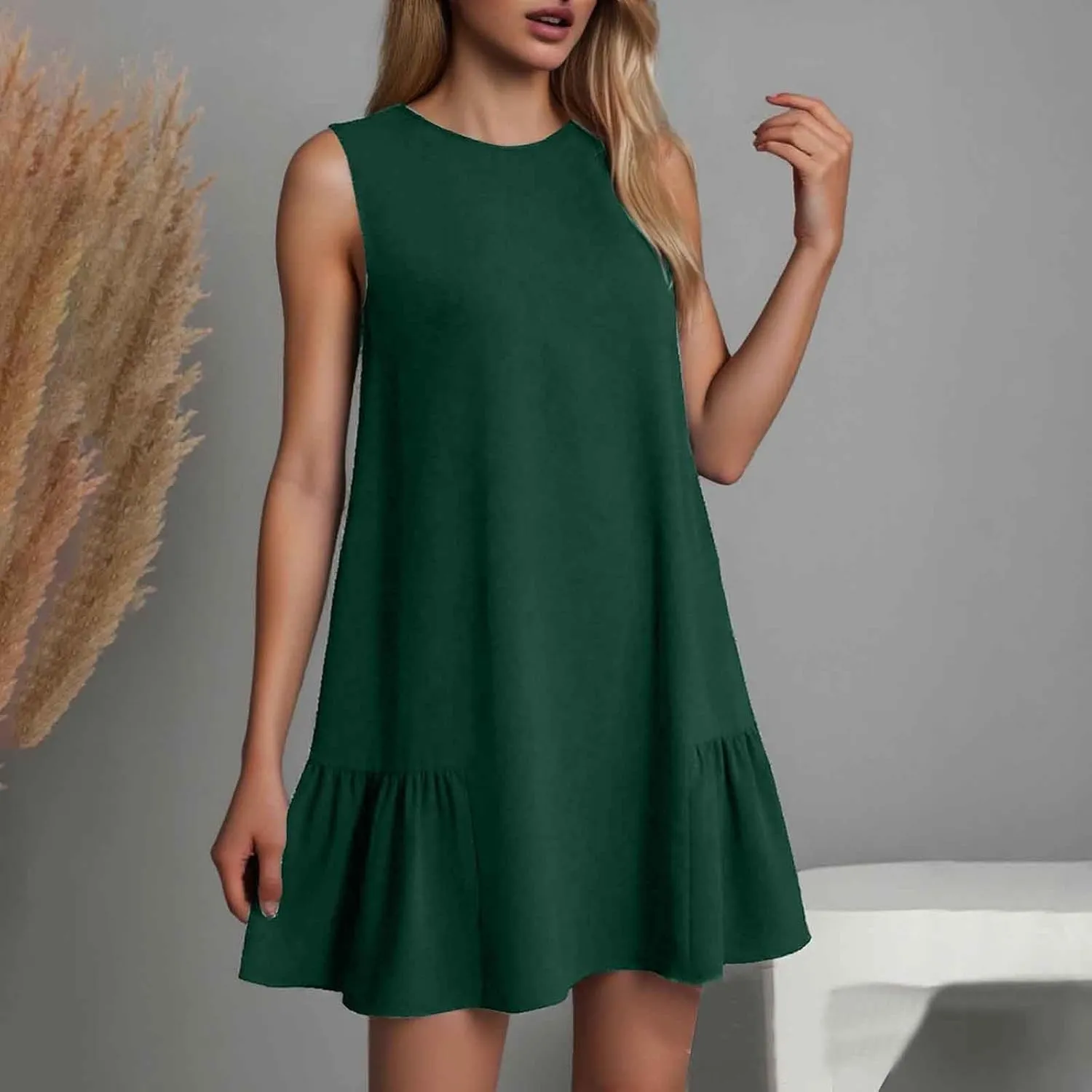Women Summer Tank Dresses Round Neck Sleeveless T Shirt Dress A-Line Ruffle Hem Mini Dress Beach Vacation Sundresses